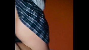 Joven colegiala paceña 18 años se folla al profe de matemáticas por nota colegiala de la promo video completo red