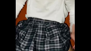 Joven colegiala paceña 18 años se folla al profe de matemáticas por nota colegiala de la promo video completo red