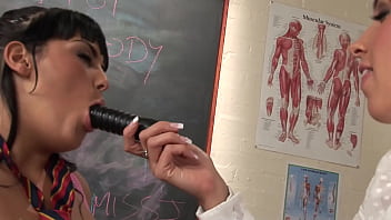 Jasmine black lets cindy behr earn some extra credit