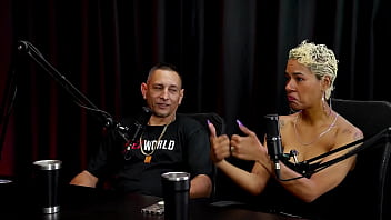 Adora um cabaré está no primeiro relacionamento aberto tem três mulheres e foi pedida em casamento natt paradise & raposão watch sheer red