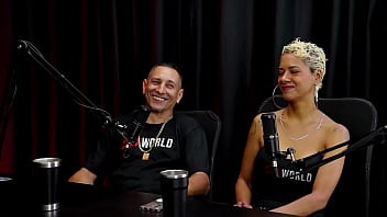 Adora um cabaré está no primeiro relacionamento aberto tem três mulheres e foi pedida em casamento natt paradise & raposão watch sheer red