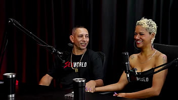 Adora um cabaré está no primeiro relacionamento aberto tem três mulheres e foi pedida em casamento natt paradise & raposão watch sheer red