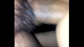 Me lo mete por mi culo