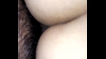 Me lo mete por mi culo