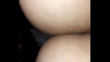 Me lo mete por mi culo