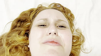 Meu pai saiu e eu levei meu vizinho la em casa pra fuder