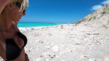 Blowjob cum eat ass lick and pissing's on the beach