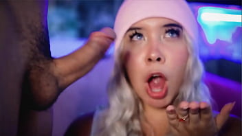 Colombian couple loves to exhibit their sex life to anyone who pays for it