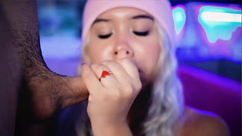 Colombian couple loves to exhibit their sex life to anyone who pays for it