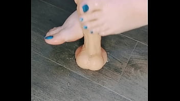 Piedi sexy segano dildo finto