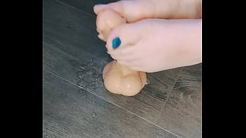 Piedi sexy segano dildo finto