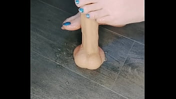 Piedi sexy segano dildo finto