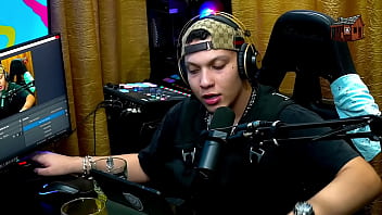 Mari ávila mostrou seu corpo maravilhoso que fez o ruan ficar cheio de tesão o podcast pegou fogo pápum no barraco