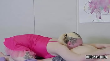 Foolish gets her fuckholes gaped and extremely penetrated