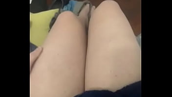 Femboy thighs w