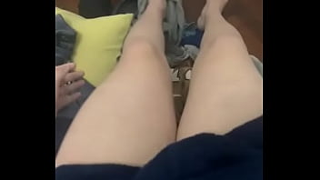 Femboy thighs w