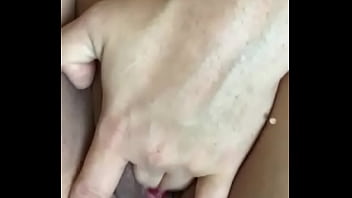 Coroa safadinha gozando