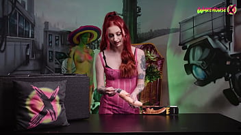 Gigi rouge unboxing and testing huge toys on her tight pussy