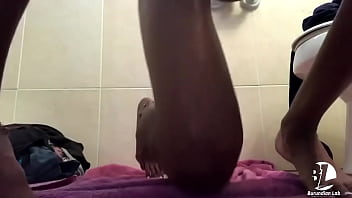 I'm bored and horny watch me masturbate squirts like crazy
