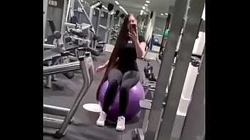 Cabello largo y hermoso