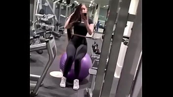 Cabello largo y hermoso