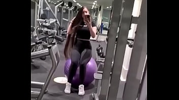 Cabello largo y hermoso