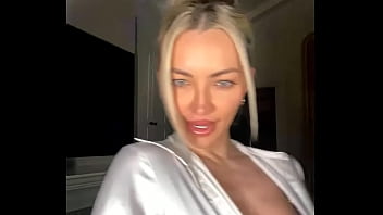 Lindsey pelas blonde big boobs nude