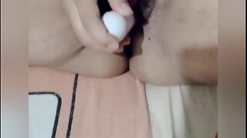 Cogemos frente al espejo con la caliente de mi mujer