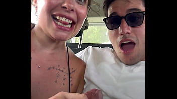 Blowjob in the taxi yaetriplex