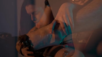 I just can't help teasing you with my feet