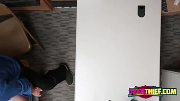 Fat dick drilling shaved pussy