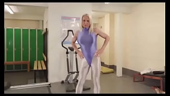 Spandex Tuesday #amoresy #lycra #spandex #gymwear #tightclothing thumbnail