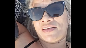 Estava no rio encontrei uns machos na praia e levei eles pra me foder no apartamento