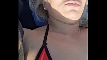 Estava no rio encontrei uns machos na praia e levei eles pra me foder no apartamento