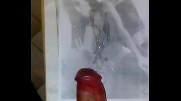 Paris dylan 2 cumtribute masturbandome