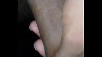 Negao jorrando muito leite eu