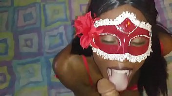 Flawless lyrique in all red