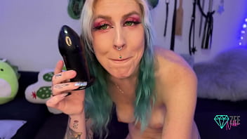 Stretching my ass with beads and plugs