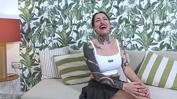 Lara croft has a fantasy and is not to find the lost ark it’s a double penetration