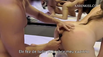 Ele veio preparado para me usar como uma putinha e tentou abrir meu cuzinho de uma maneira diferente quantas bolinhas vo