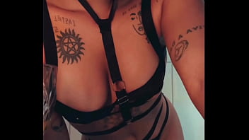 Ai ai q sdds do meu big boy uma deusauma loucauma pornográfica uma feiticeira ela é d atualiza