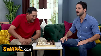 “here step kitty kitty” learning to be a cosplay star