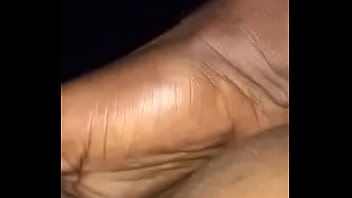 She Loves The Finger thumbnail