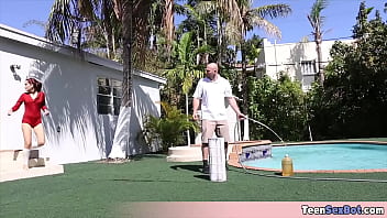 Older mentor versus a clueless teen