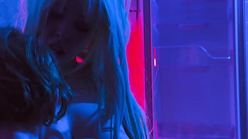 I need a girlfriend whose sole purpose is to worship my feet all day