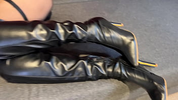 Cosplay ada wong’s dark temptation