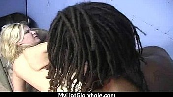 Ebony backs her booty all the way to the gloryhole 20