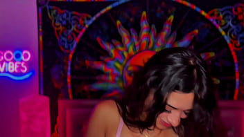 Sexy petite luxe la fox begs for creampie bbc