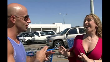 Savannah milf searching for cock