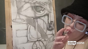 Amateur artist oils her perky boobs